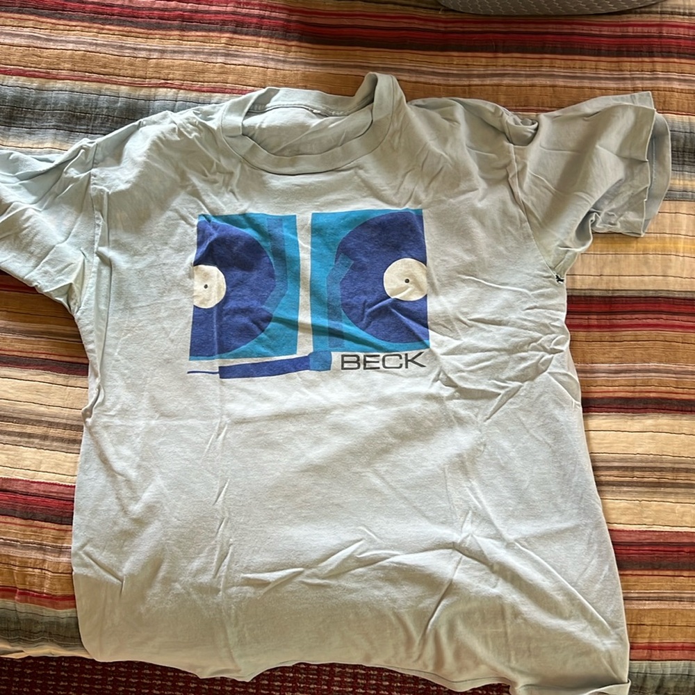 Beck light blue 2 turn tables tshirt